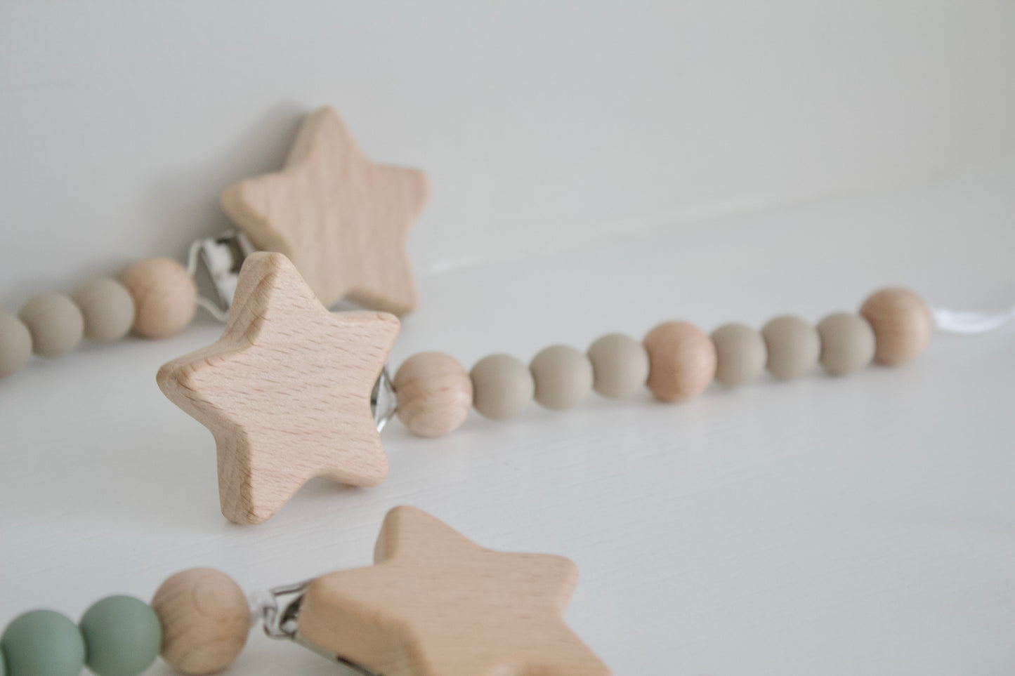 Wooden Star Dummy Clip