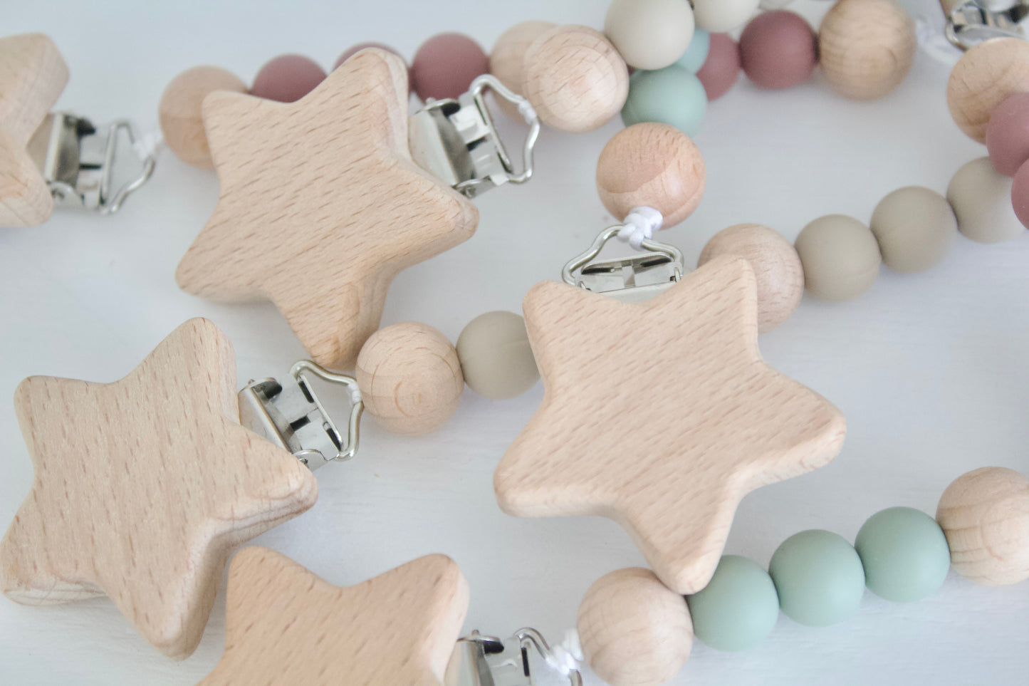 Wooden Star Dummy Clip