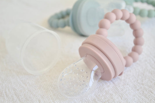 Silicone Self-Feeder