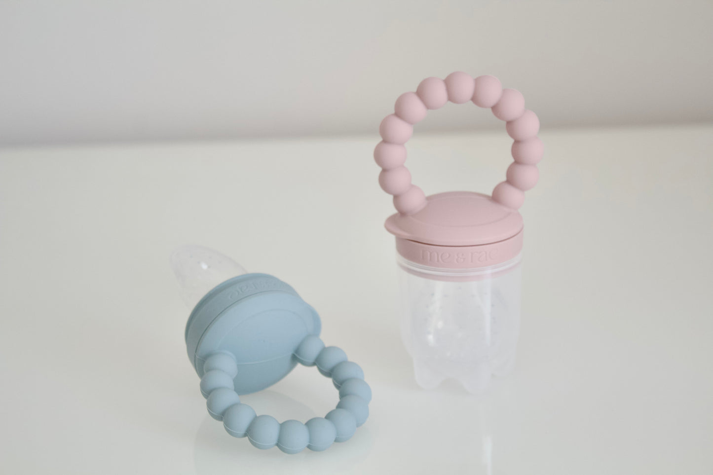 Silicone Self-Feeder