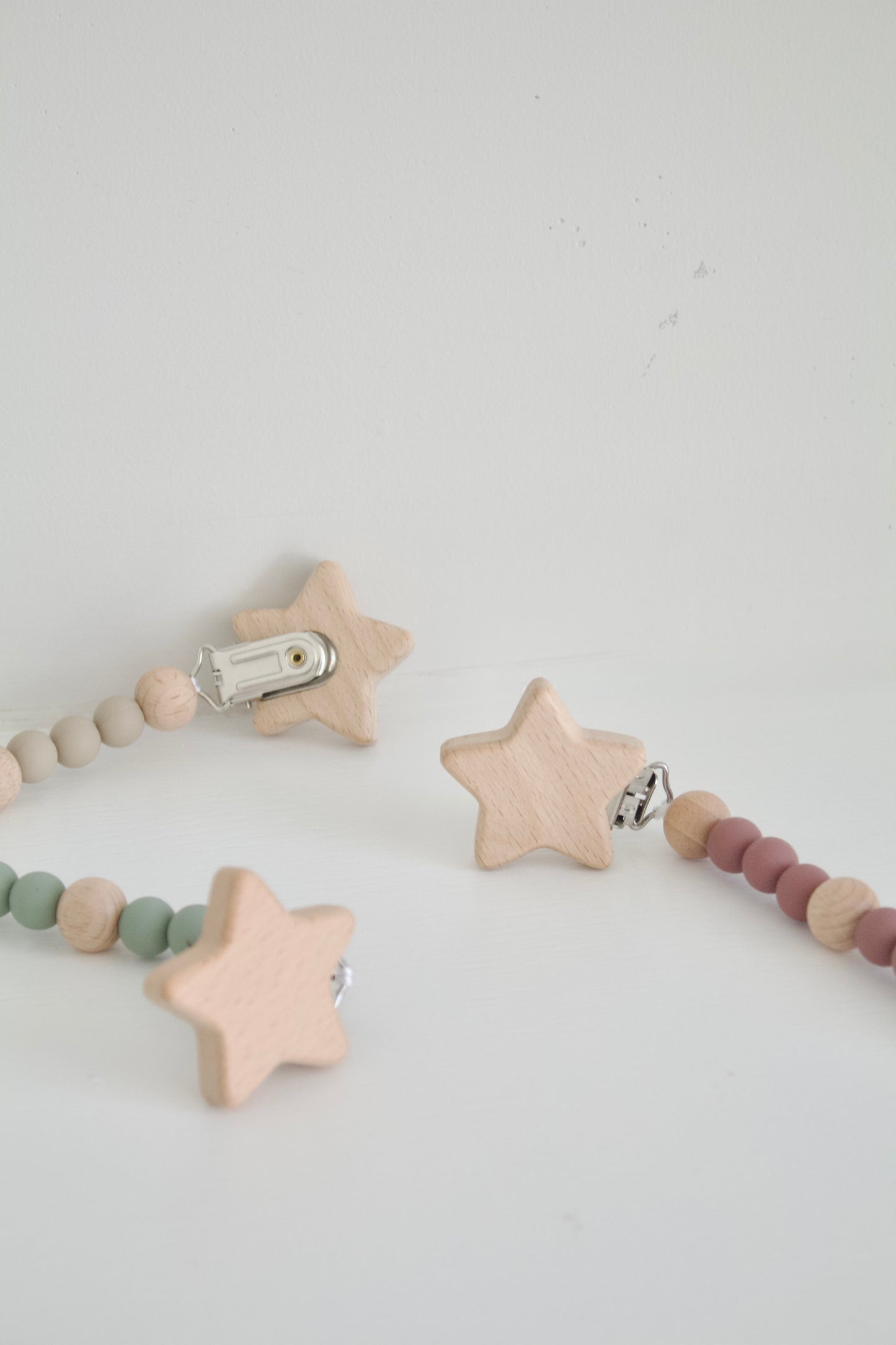 Wooden Star Dummy Clip